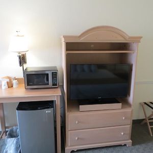 Zimmer mit Kingsize-Bett und mit Ozeanblick